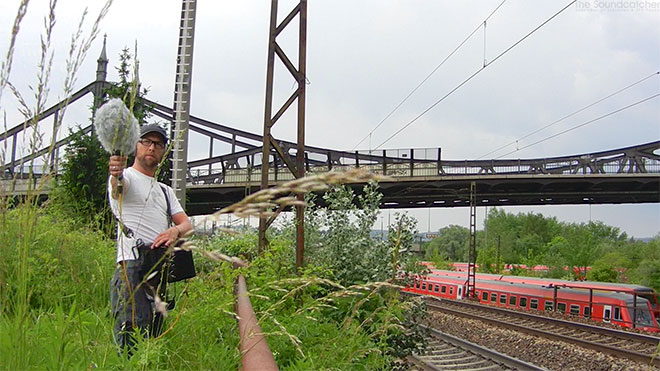 The Soundcatcher while recording trains outdoor