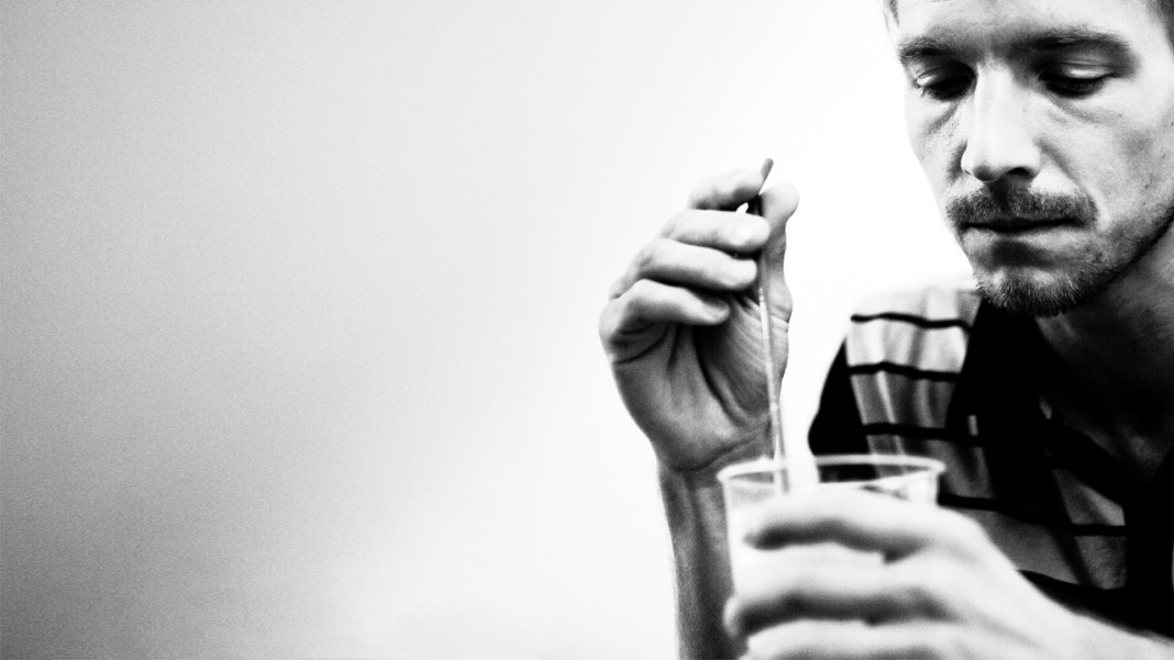 Photo by Max Khokhlov.